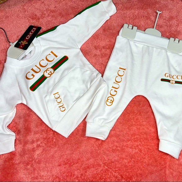 Baby clothes